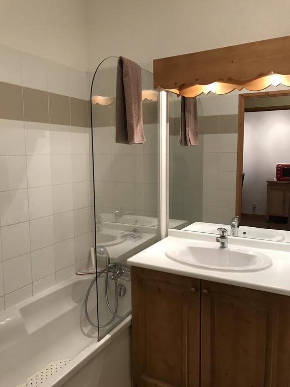 Le Grand Panorama No11 Apartment แซ็งต์-แฌร์เวส์-เลส์-แบ็งส์ ภายนอก รูปภาพ