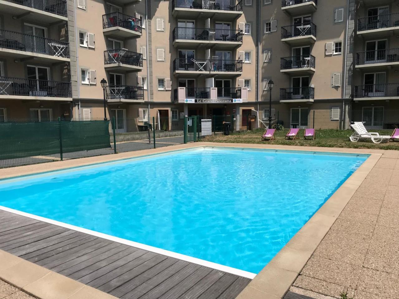 Le Grand Panorama No11 Apartment แซ็งต์-แฌร์เวส์-เลส์-แบ็งส์ ภายนอก รูปภาพ